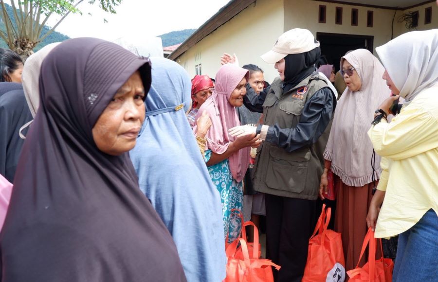 Lisda Kawal Bantuan untuk Korban Bencana Sumatra Barat